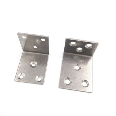Acero inoxidable Acero carbono Estampado a medida Decorativo de forma L Bracket de metal Brackets de ángulo