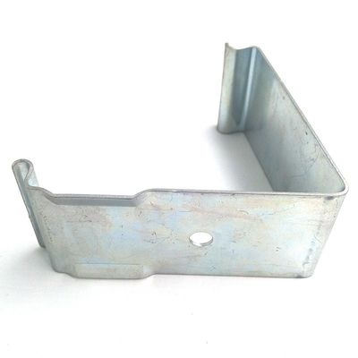 Fabricación de estampado de hojas de 65Mn de resorte de acero de caja de madera, sujetador de caja de metal, clips de resorte
