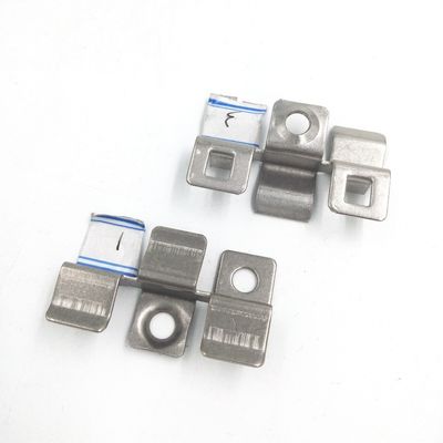 Clips de techo de acero inoxidable WPC de alta calidad OEM personalizado de fácil instalación para conectores de madera