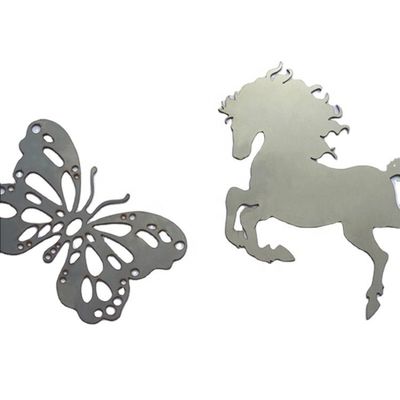 Artículos de decoración de metal grabado de bajo precio corte láser hojas de acero