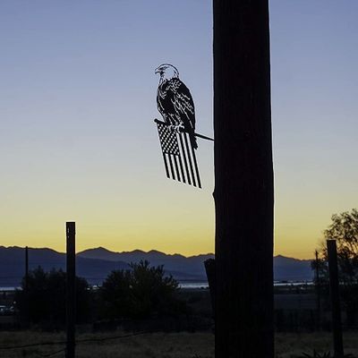 Artículos de decoración de metal grabado de bajo precio corte láser hojas de acero