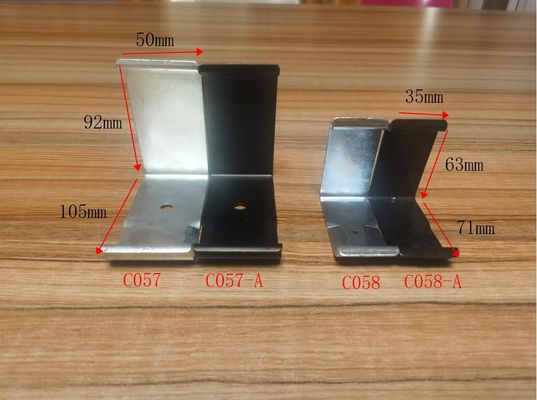 En stock grandes clips galvanizados/negros recubiertos C057 reciclable 65Mn de acero al carbono clips de caja para cajas de madera